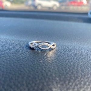 Angel's Private Jewelers Size 8 Ring